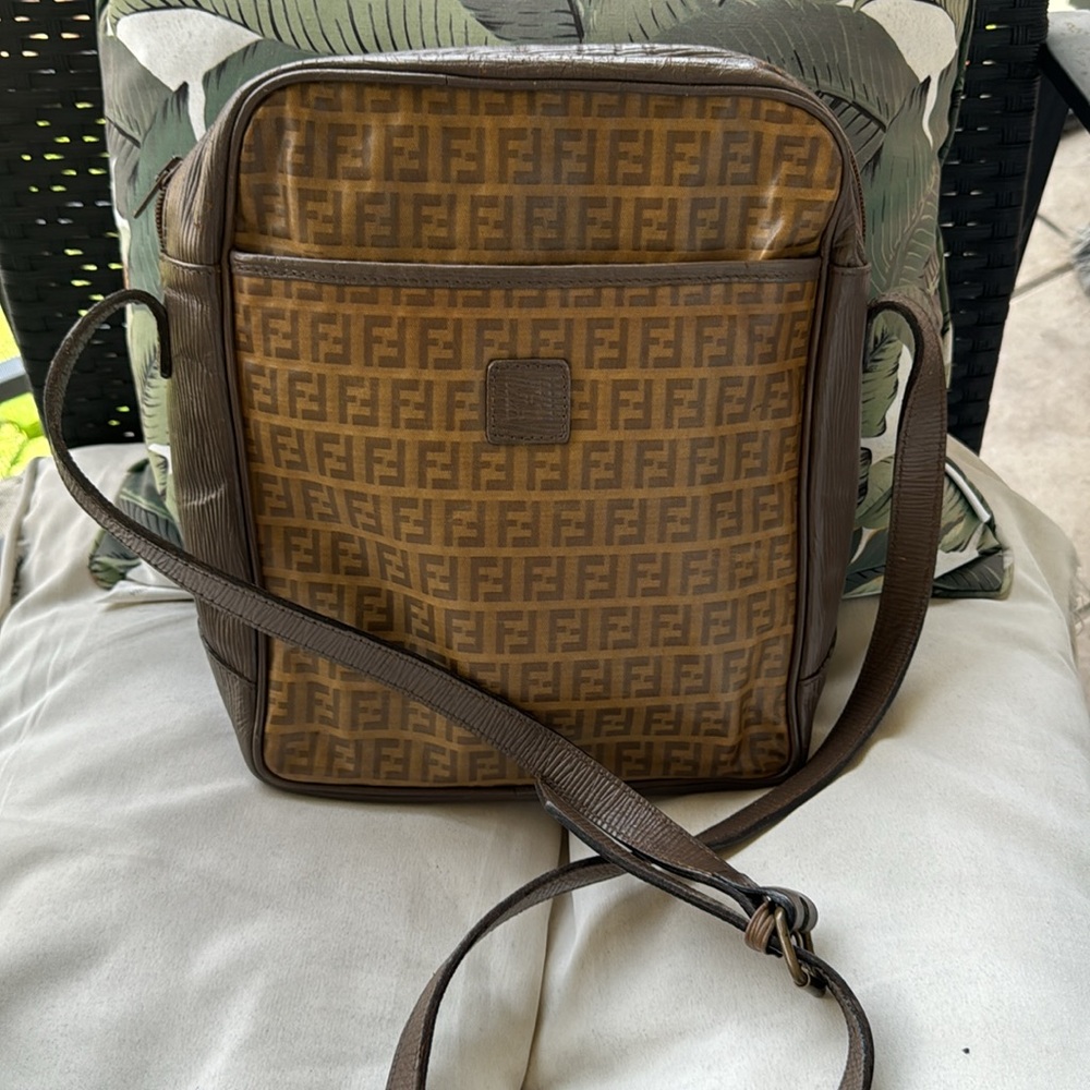 New Listing. Amazing Fendi Crossbody!